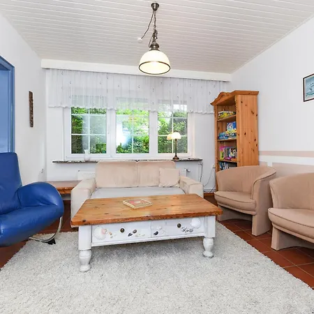 Holiday home Dohlennest *