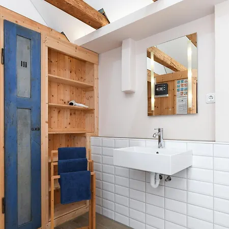 Dohlennest カロリーネンジール